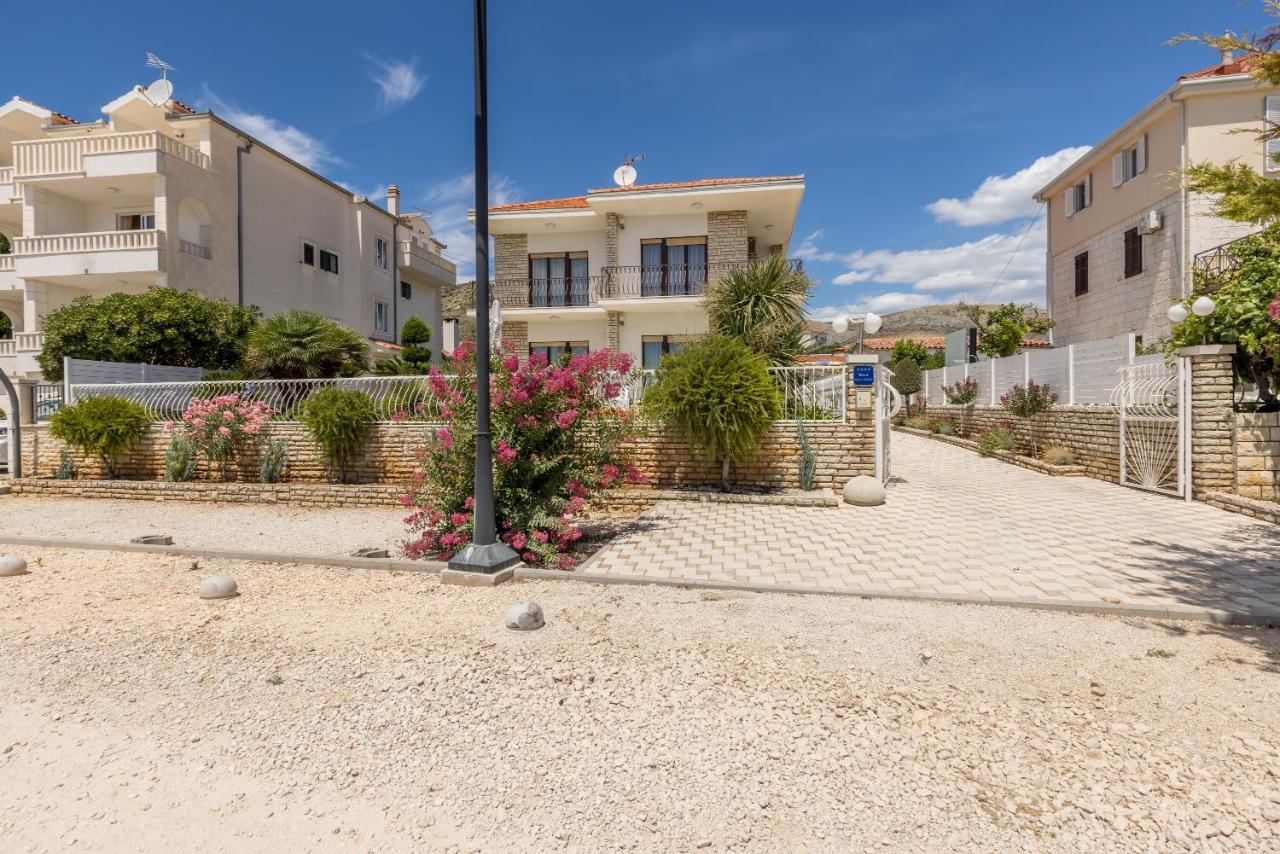 Villa Ratka Trogir Exterior photo