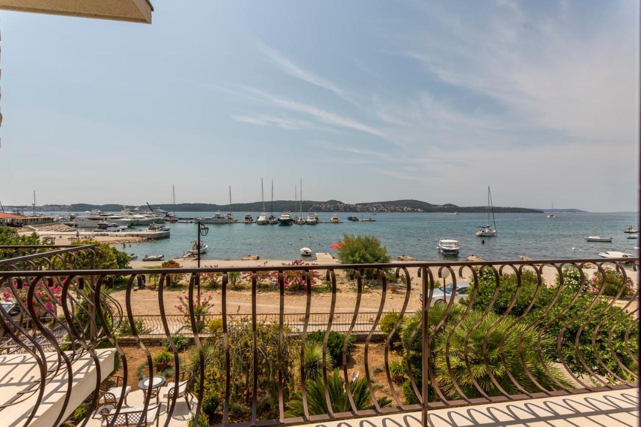 Villa Ratka Trogir Exterior photo