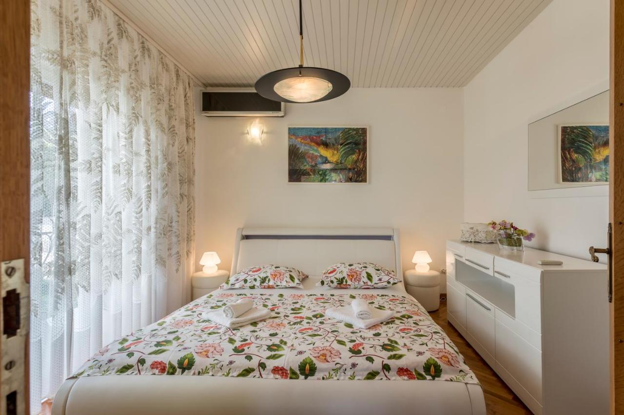 Villa Ratka Trogir Exterior photo